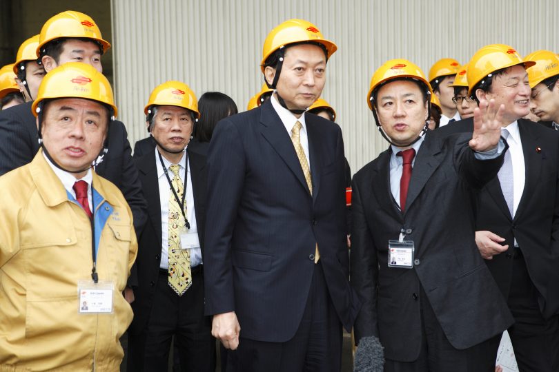 鳩山由紀夫内閣総理大臣（当時）が東京工場をご視察